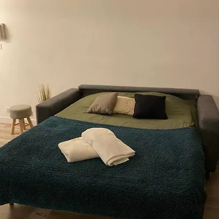 Daire Chateauneuf, Renove Avec Emplacement *